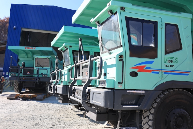 塞紫銅首批電動礦卡成功試運(yùn)行